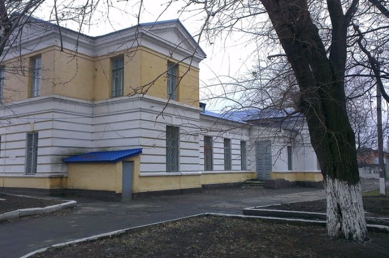 Фото станции Мушкетово. Восьмое декабря 2012 года.
