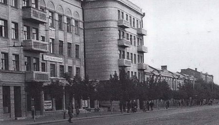 Парад отелей в 1944 году