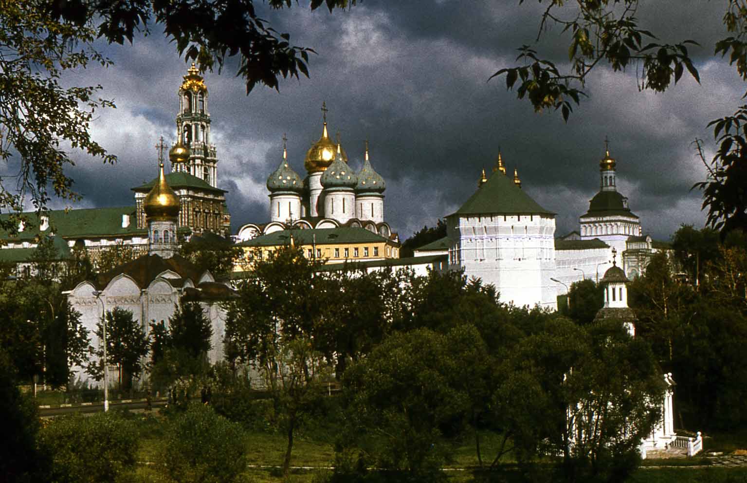 Загорск московская область достопримечательности фото